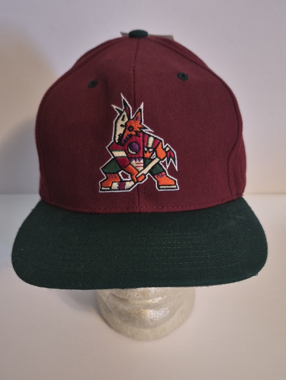 Arizona Coyote NHL Snapback Hat Embroidered Burgandy
